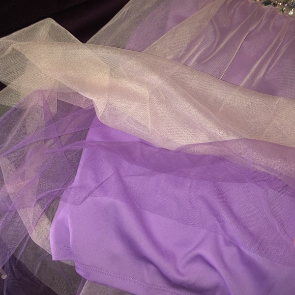 Dress - Picture 3 of 6